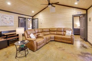 Walk to Water: Irvin Cobb Resort Cabin! - 6
