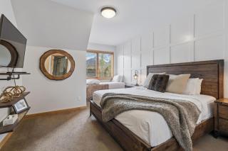 Rundle Cliffs Lodge by Canmore Premier - 5