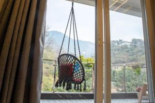 Sunhill Boutique Homestay by Lux Himalaya 8-Bhk - 2