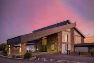 Best Western Indian Oak - 1