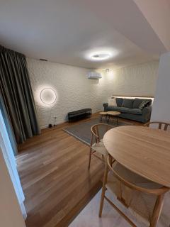 City View Apartment - 9