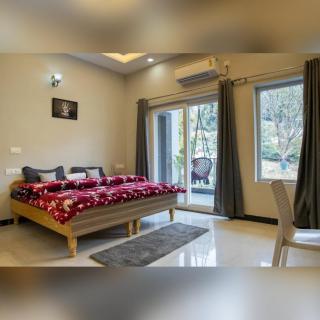 Sunhill Boutique Homestay by Lux Himalaya 6-Bhk - 3