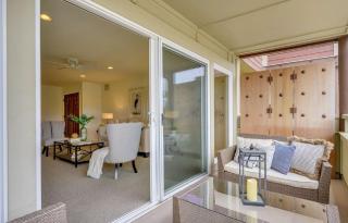 Two Bedroom Coastal Residence with Pool Access - 6