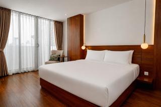 The Scenic Hotel - 7