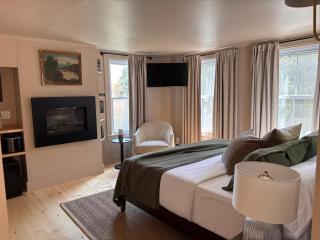 Hideaway Inn Maine - 2