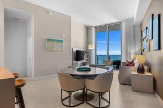 Beachfront Condo Front Oceanview Balcony and Pools - 2