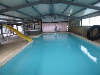 Manola avec piscine couverte à 150m - 2