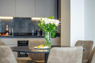 Farringdon Apartments by DMONTRIO - 1