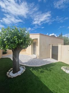 L'escale Provençale - 1