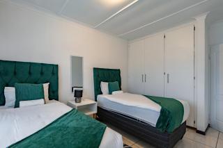 Safi Luxury Self-Catering Suite 8 - 8