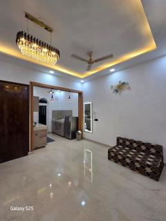 2 Bhk Eknav Villa Family & Couple friendly - 1