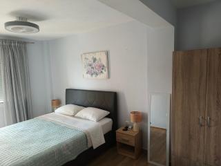Pine Lodge - 1
