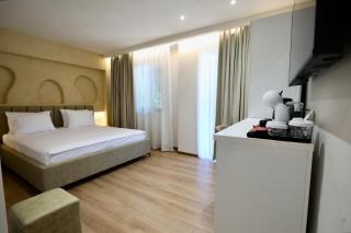 Andorini Hotel - 4