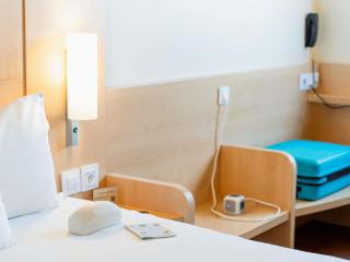 Ibis Ripollet - 9