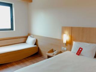Ibis Ripollet - 7