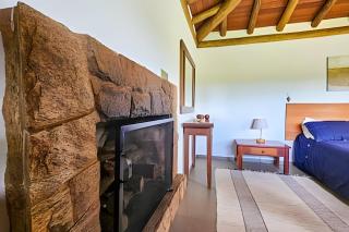 Chalé romântico c/ hidro, lareira, sauna e piscina - 8