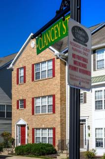 ND Luxury Townhome 8 min to ND Stadium! - 4