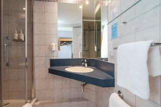 Holiday Inn Express Cambridge by IHG - 1