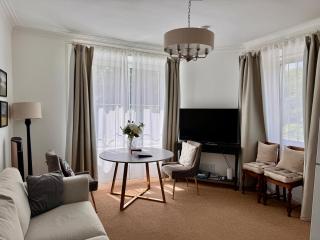Glenrigh House - The Garden Flat for 4 - 9
