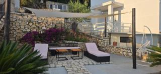 Privat Pool Garden Villa - 8