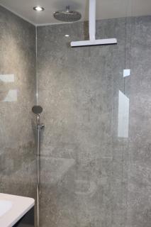 Lush Rooms Bedminster - 9