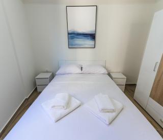 Bright 1BR City Stay for 3 Fast WiFi Smart TV D5 - 4