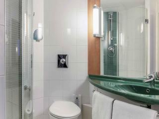 Ibis Praha Old Town - 5