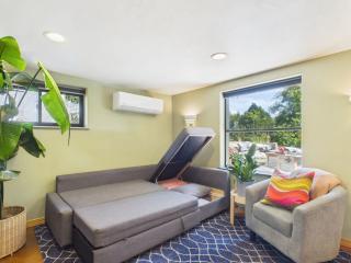 #StayinMyDistrict NE Boise Foothills Apartment - 5