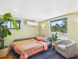 #StayinMyDistrict NE Boise Foothills Apartment - 6