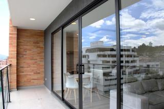 Prime Location Apartment 2 beds 2 baths Av Ordoñez Lasso - 2