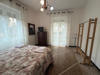 Gaslini Hospital Apartment with garden - 8