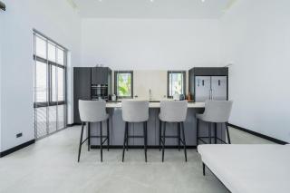 NEW Magnolia 54 Villa Private Pool Rawai Phuket - 1
