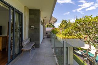 Villa Vialina - Просторная европейская вилла на Бали - 9