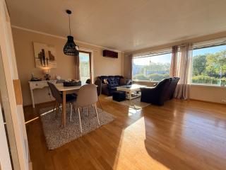 Central Apartment in Leknes - 1