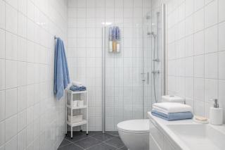 Modern Apartment Panoramic View in Heart of Bergen - 1
