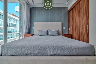 2BR Condo with Private Balcony - Padel Court - 2