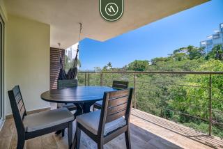 Luxury 2 BR Condo in the Jungle - Oceanview Pool - 2