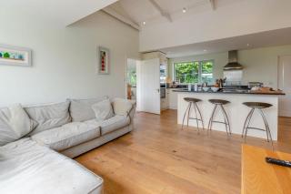 4 Bed in Helford oc-hclith - 4