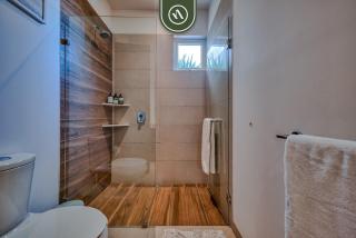 2BR Condo with Rooftop Pool - 2 Min Walk to Beach - 6