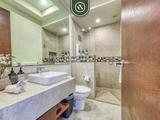 Amazing 1 BR Condo in Romantic Zone - Rooftop Pool - 9