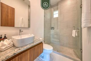 Equipped 2BR Condo in Versalles - Pool - King Bed - 2