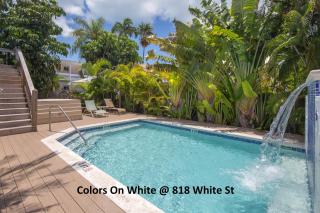 Colors on White - Key West - 5