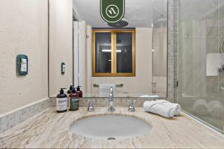 Oceanfront 2 BR Condo with Spectacular View - Pool - 5