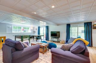 Hot Tub & Private Beach Access! North Conway Home - 1
