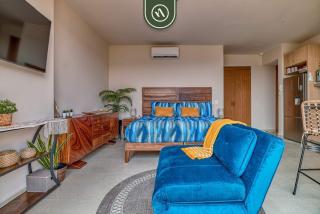 Brand New Studio - 2 Min to Beach - Rooftop Pool - 2