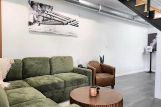 The Row House- Modern, Stylish and Newly Updated! - 2
