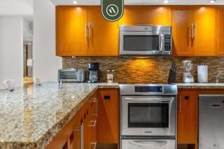 Stylish 2 BR Condo - Pools - Golf - Membership - 0