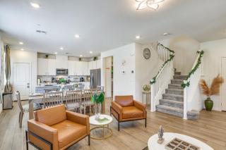Quick Access to the Las Vegas Strip! Spacious Home - 0