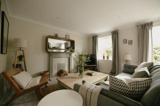 Central Village Cottage, The Corders - 7