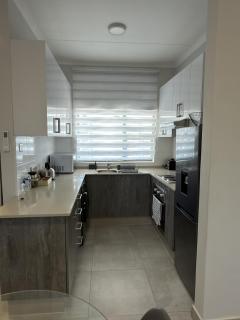 Serene Rentals E 360 - 5